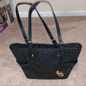 Michael Kors purse
